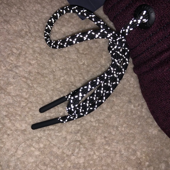 American Eagle Fleece Joggers Burgundy - Picture 4 of 5